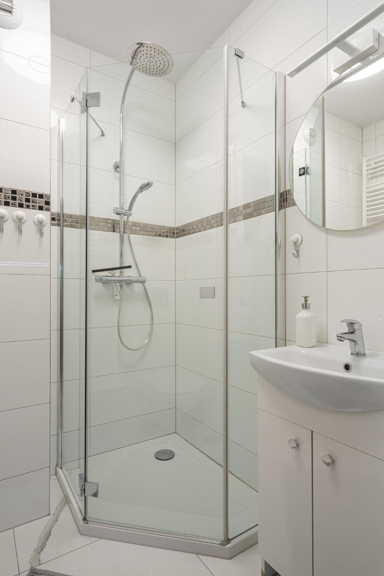 Rentplanet - Apartamenty Na Grobli Wrocław Buitenkant foto